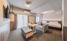 Apartment Hotel 11 Namba Minami